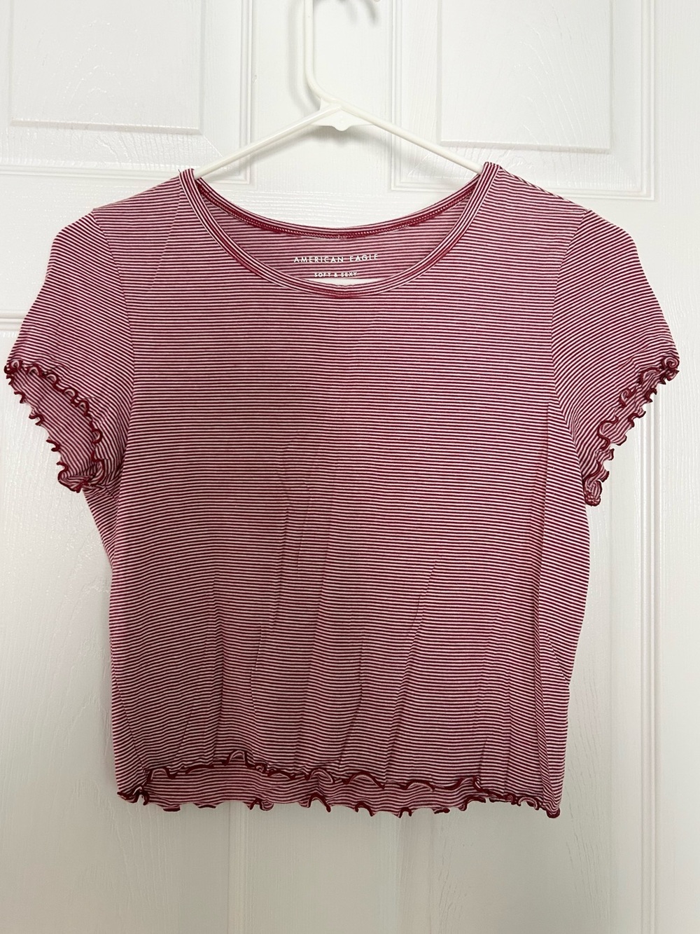 American Eagle Soft & Sexy Red Stripe Lettuce Edge Crop Baby Tee Medium M&M Deal